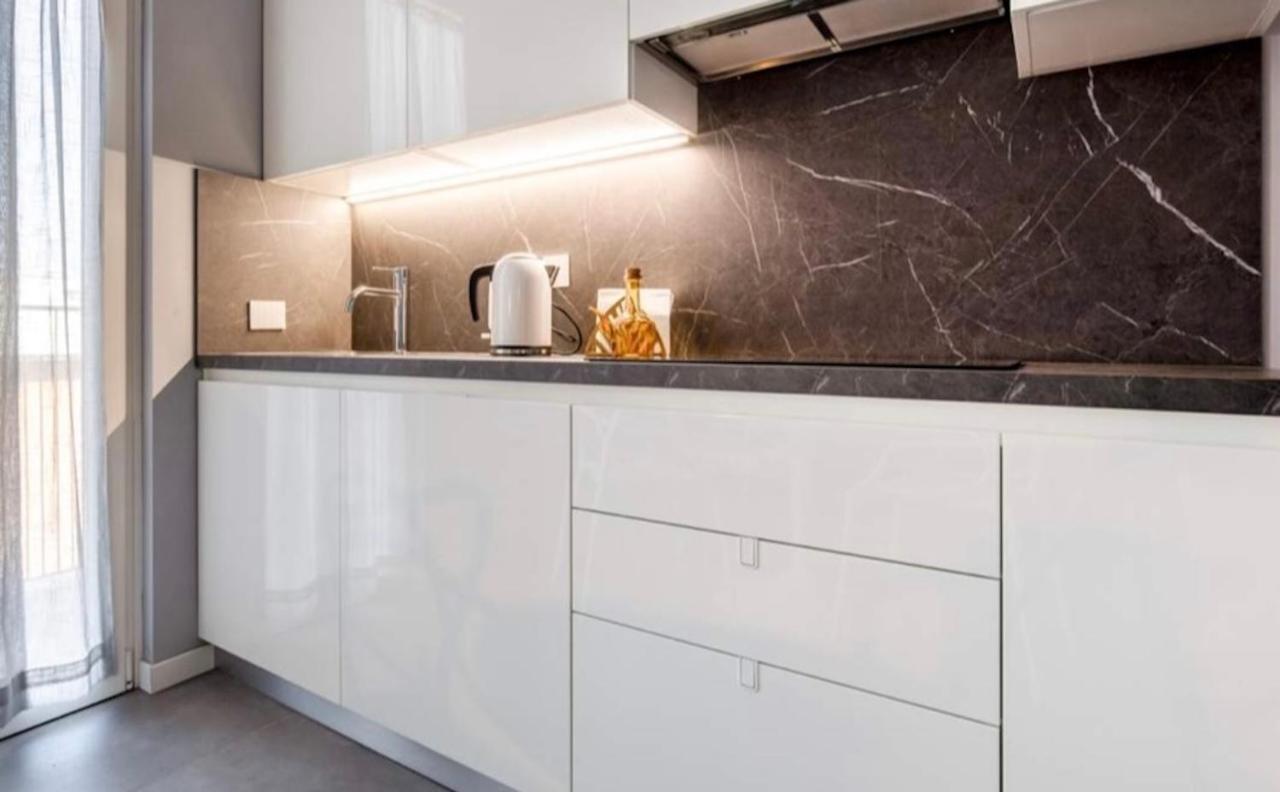 Domus Pyrus Apartments Перо Екстериор снимка