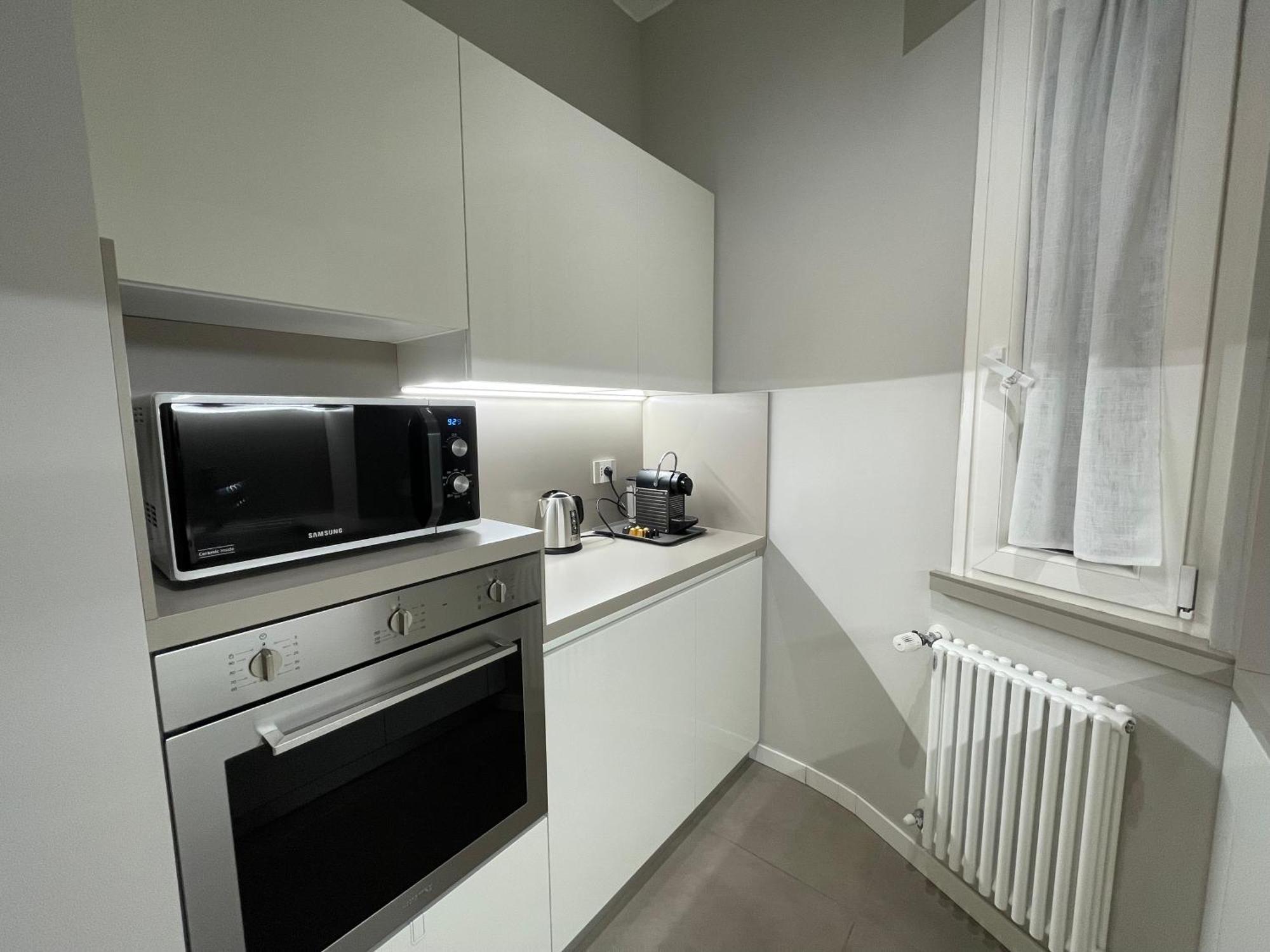 Domus Pyrus Apartments Перо Екстериор снимка