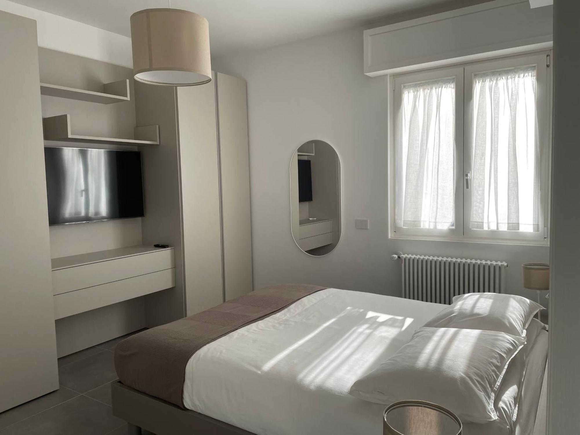 Domus Pyrus Apartments Перо Екстериор снимка